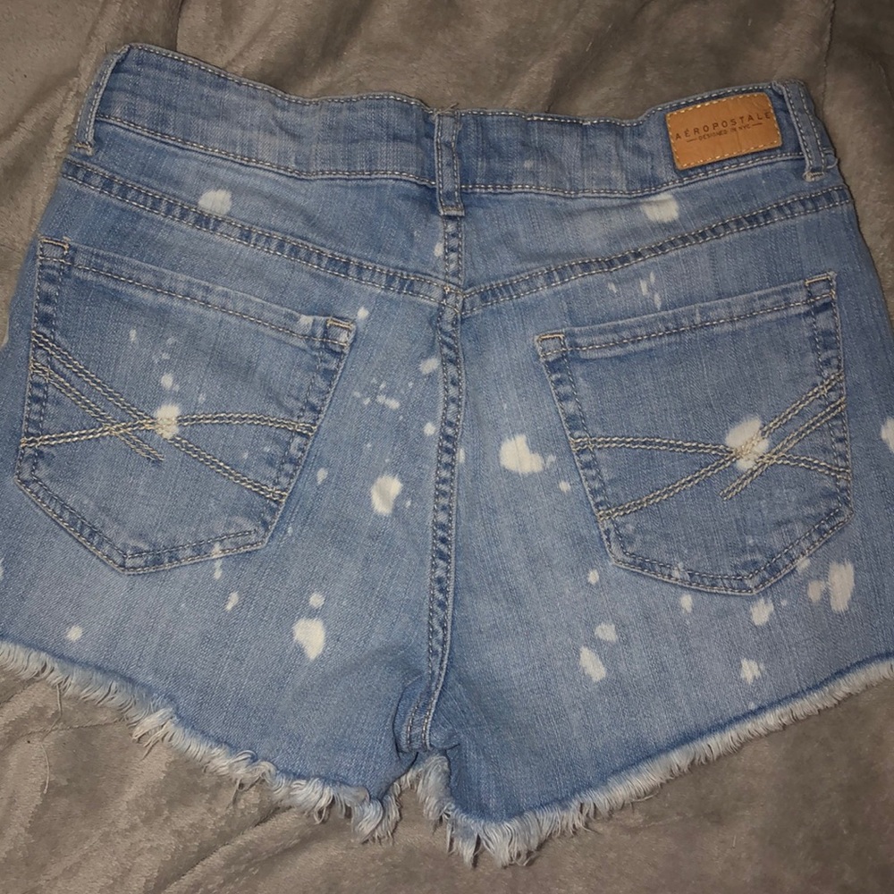 Shorts - Picture 2 of 5